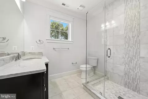 6434 Noble Dr, Mclean, VA 22101 photo 43