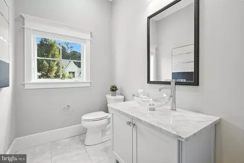 6434 Noble Dr, Mclean, VA 22101 photo 22