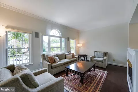 Living - 6732 Baron Rd, Mclean, VA 22101 photo 3 of 7