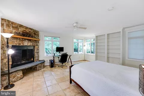 Bedroom - 6732 Baron Rd, Mclean, VA 22101 photo 8 of 8
