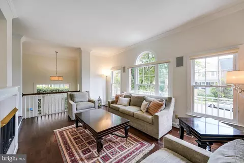 Living - 6732 Baron Rd, Mclean, VA 22101 photo 2 of 7