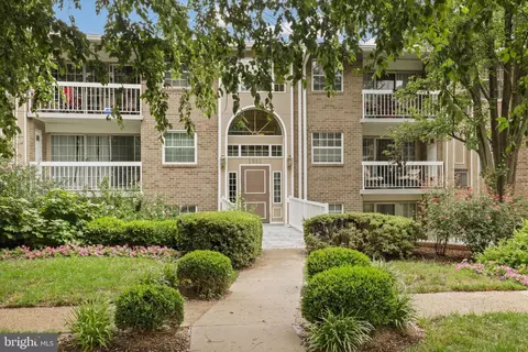 1931 Wilson Ln #101, Mclean, VA 22102 photo 24