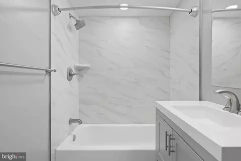 1931 Wilson Ln #101, Mclean, VA 22102 photo 18