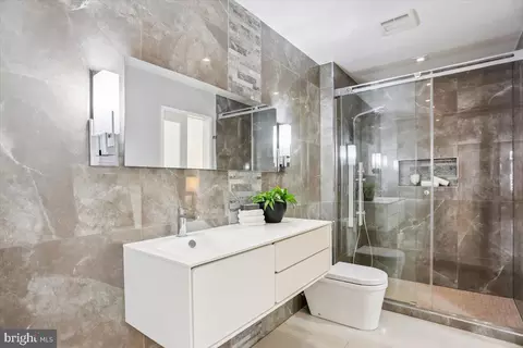 Bath - 1460 Waterfront Rd, Reston, VA 20194 photo 1 of 6