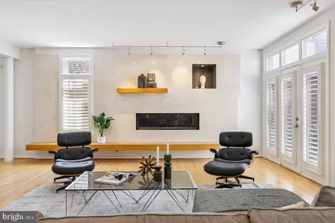 Living - 1460 Waterfront Rd, Reston, VA 20194 photo 3 of 4