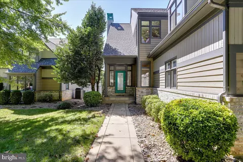 Exterior - 1460 Waterfront Rd, Reston, VA 20194 photo 3 of 9