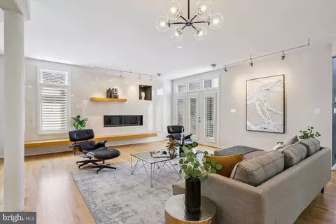 Living - 1460 Waterfront Rd, Reston, VA 20194 photo 2 of 4
