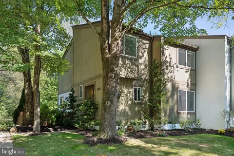 2332 Millennium Ln, Reston, VA 20191