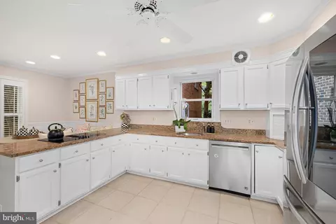 1332 Skipwith Rd, Mclean, VA 22101 photo 9