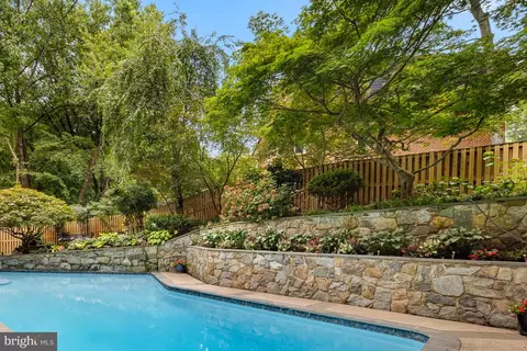 1332 Skipwith Rd, Mclean, VA 22101 photo 30