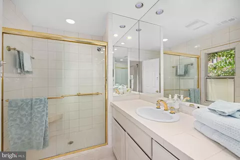 1332 Skipwith Rd, Mclean, VA 22101 photo 21