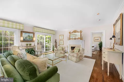 1332 Skipwith Rd, Mclean, VA 22101 photo 3