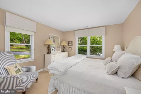 1332 Skipwith Rd, Mclean, VA 22101 photo 17