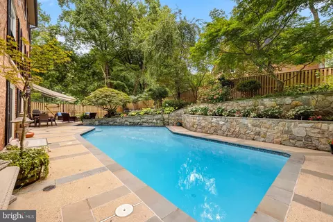 1332 Skipwith Rd, Mclean, VA 22101 photo 29