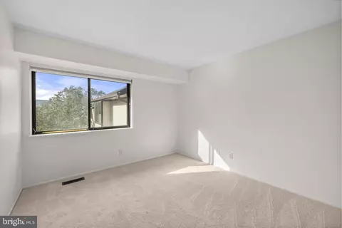 1709 Westwind Way #10B, Mclean, VA 22102 photo 17