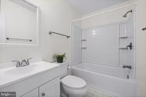 1709 Westwind Way #10B, Mclean, VA 22102 photo 16