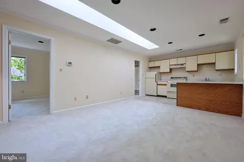 Living - 1410 Cedar Ave, Mclean, VA 22101 photo 6 of 6