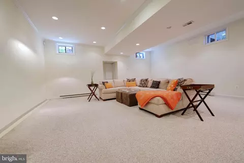 Living - 1410 Cedar Ave, Mclean, VA 22101 photo 2 of 6