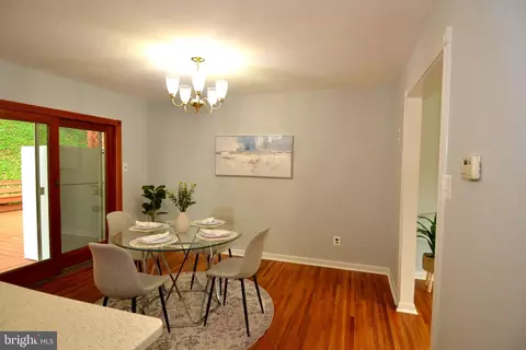 Dining - 7103 Galgate Dr, Springfield, VA 22152 photo 2 of 2