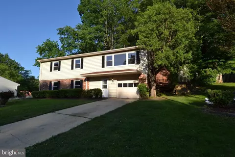 Exterior - 7103 Galgate Dr, Springfield, VA 22152 photo 3 of 7