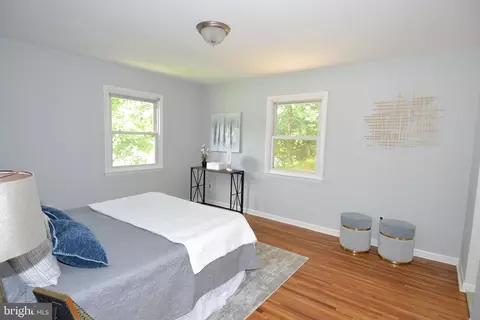 Bedroom - 7103 Galgate Dr, Springfield, VA 22152 photo 4 of 8