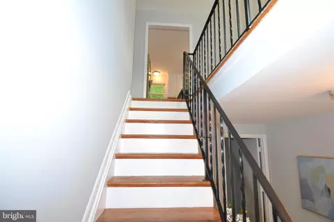 Entry Way - 7103 Galgate Dr, Springfield, VA 22152 photo 1 of 1