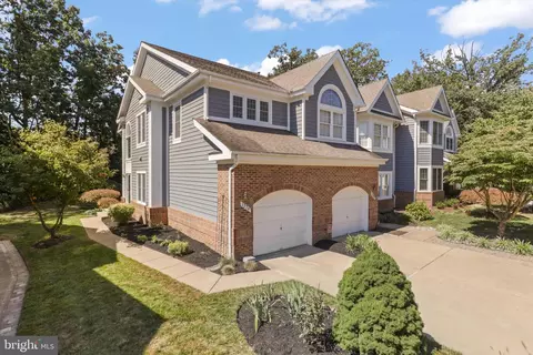 1270 Woodbrook Ct, Reston, VA 20194