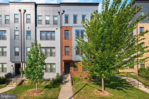 4138 Legato Rd #50, Fairfax, VA 22033