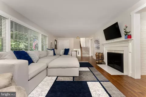 Other - 2425 Hunter Mill Rd, Vienna, VA 22181 photo 2 of 9