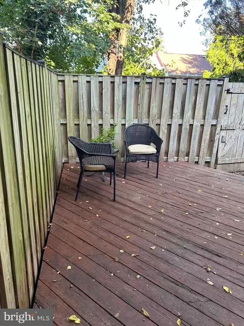 Exterior - 8408 Dampier Ct, Springfield, VA 22153 photo 1 of 4