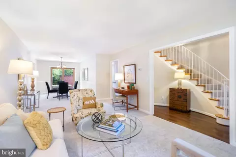 8345 Forrester Blvd, Springfield, VA 22152 photo 7