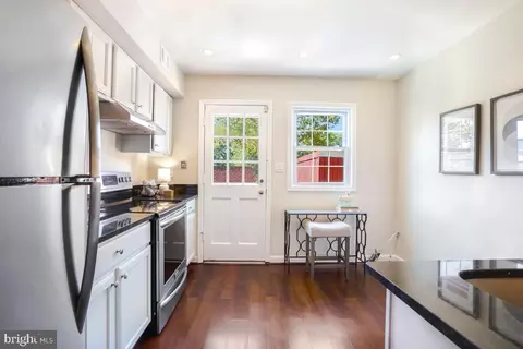 8345 Forrester Blvd, Springfield, VA 22152 photo 10