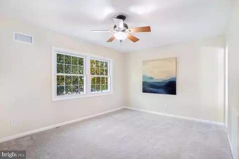 8345 Forrester Blvd, Springfield, VA 22152 photo 15