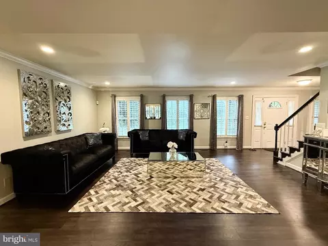 6421 Spring Lake Dr, Burke, VA 22015
