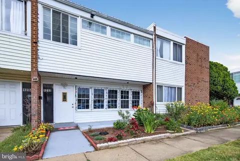 1232 Wilshire Dr, Herndon, VA 20170