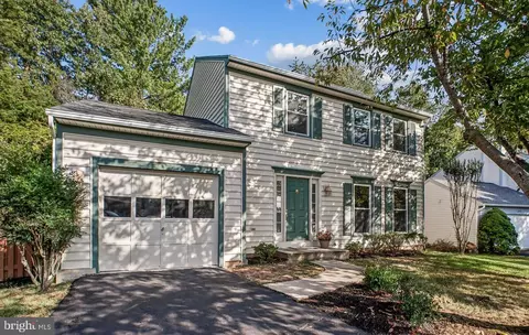 14374 Nandina Ct, Centreville, VA 20120