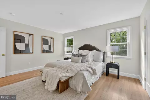 9802 Clyde Ct, Vienna, VA 22181 photo 29
