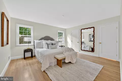 9802 Clyde Ct, Vienna, VA 22181 photo 28