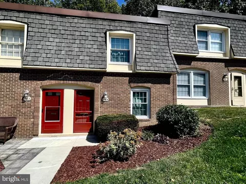 5925 Minutemen Rd #248, Springfield, VA 22152