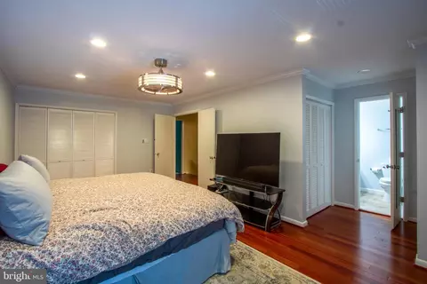 Bedroom - 2029 Wethersfield Ct, Reston, VA 20191 photo 3 of 7