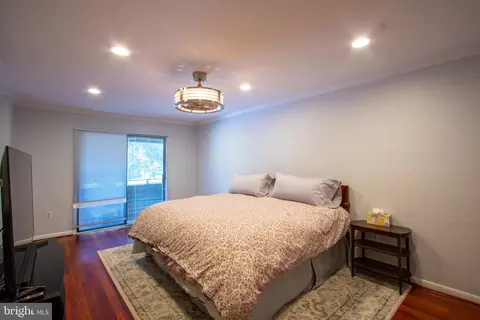 Bedroom - 2029 Wethersfield Ct, Reston, VA 20191 photo 1 of 7