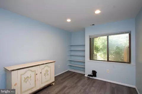 Bedroom - 2029 Wethersfield Ct, Reston, VA 20191 photo 7 of 7