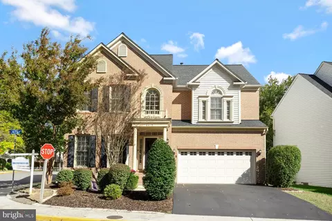 6412 Caleb Ct, Alexandria, VA 22315