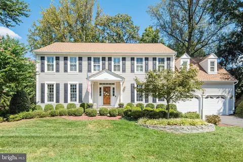 13824 Foggy Hills Ct, Clifton, VA 20124