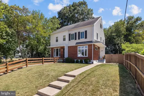 2205 Dartmouth Dr, Alexandria, VA 22307