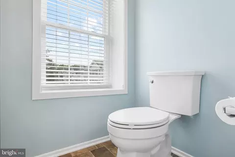 Bath - 7802 Harrowgate Cir #D, Springfield, VA 22152 photo 1 of 3