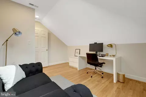 Other - 6305 Dunaway Ct, Mclean, VA 22101 photo 14 of 32