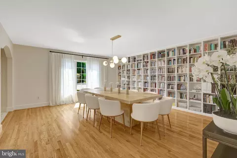 Dining - 6305 Dunaway Ct, Mclean, VA 22101 photo 2 of 6