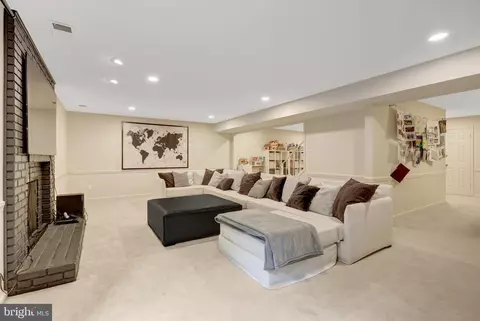 Other - 6305 Dunaway Ct, Mclean, VA 22101 photo 19 of 32