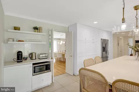 Kitchen - 6305 Dunaway Ct, Mclean, VA 22101 photo 7 of 7